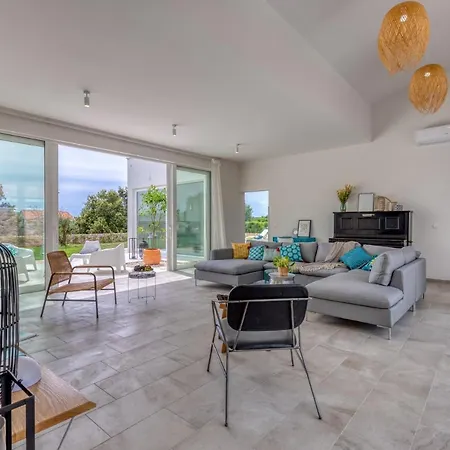 Βίλα Vela Muline - 8 2 Guests - Heated Pool Ugljan