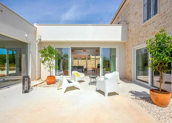 Βίλα Vela Muline - 8 2 Guests - Heated Pool Ugljan