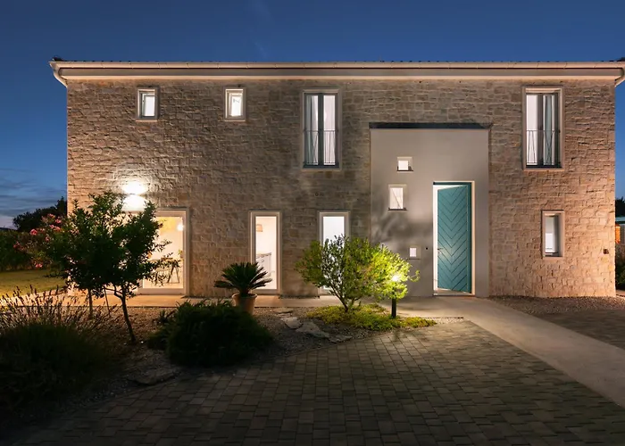 Βίλα Vela Muline - 8 2 Guests - Heated Pool Ugljan