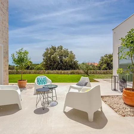 Villa Vela Muline - 8 2 Guests - Heated Pool Ugljan