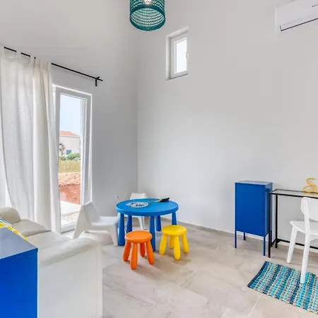 Vela Muline - 8 2 Guests - Heated Pool *