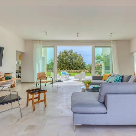 Villa Vela Muline - 8 2 Guests - Heated Pool