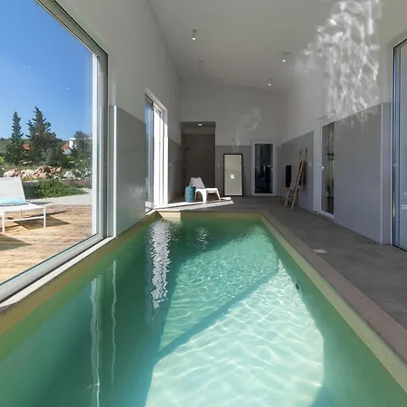 Vela Muline - 8 2 Guests - Heated Pool