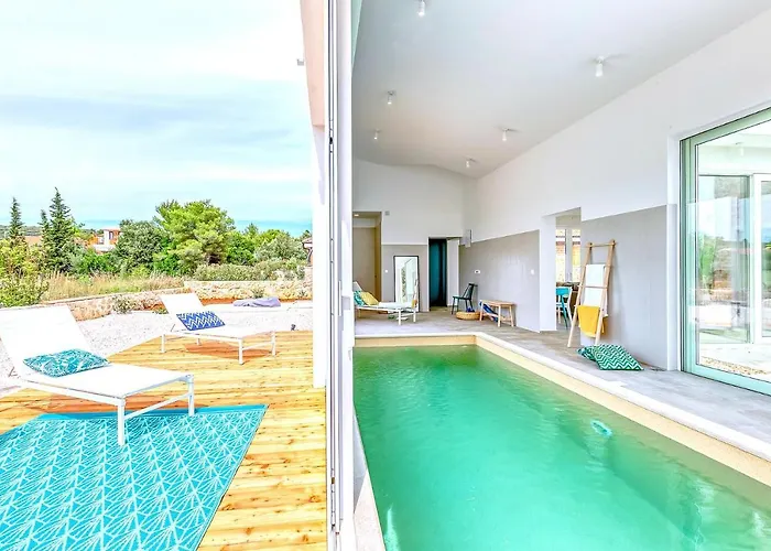 Vela Muline - 8 2 Guests - Heated Pool Villa