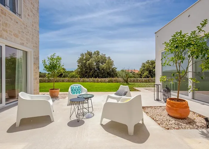 Villa Vela Muline - 8 2 Guests - Heated Pool Ugljan