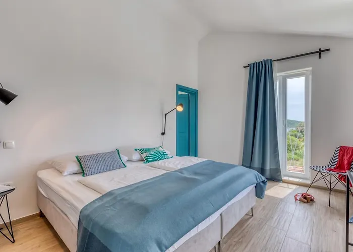 Vela Muline - 8 2 Guests - Heated Pool Villa