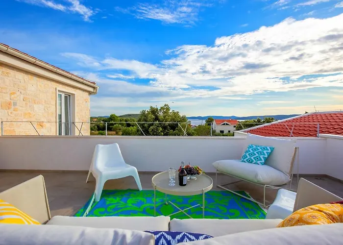 Villa Vela Muline - 8 2 Guests - Heated Pool Ugljan