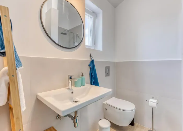 Vela Muline - 8 2 Guests - Heated Pool * Ugljan